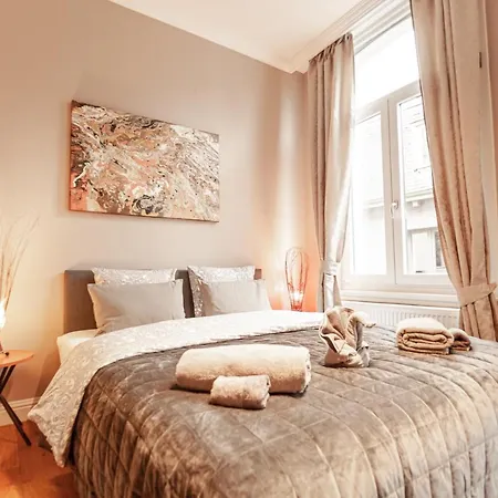 Luxury Suites Palace By Rikas Hotels Antwerpen Exterior foto