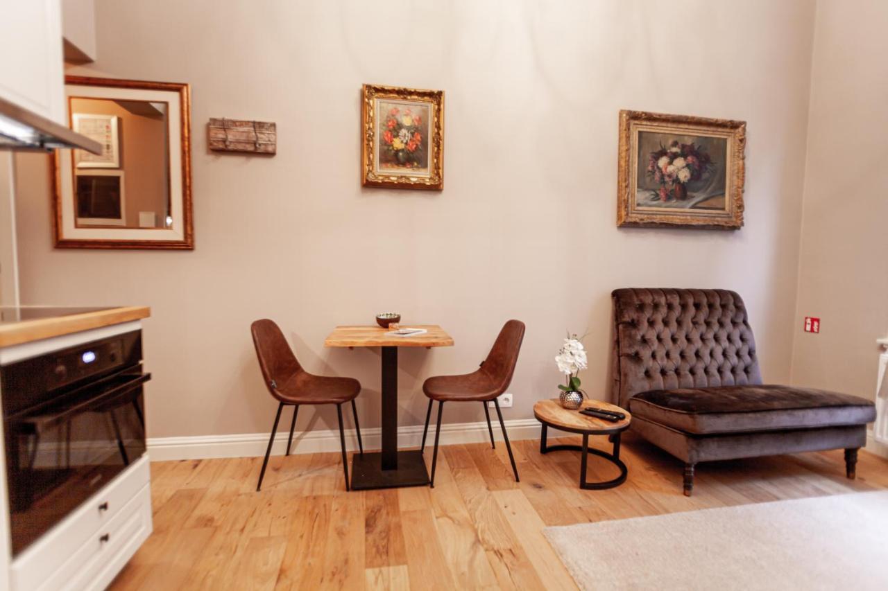Apartment Luxury Palace By Rikas